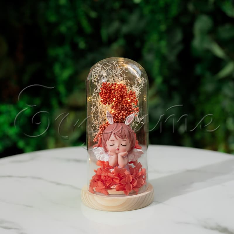 Стъклен Купол с Ангел и Сухи Цветя