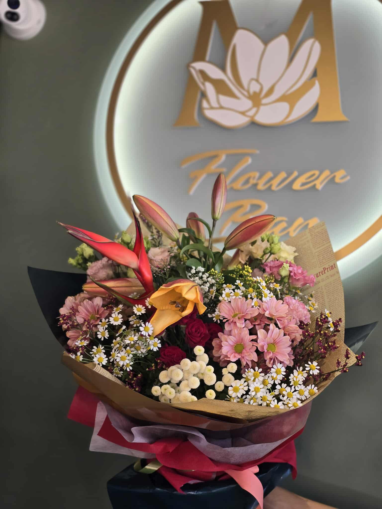 Букет Рози и Еустома