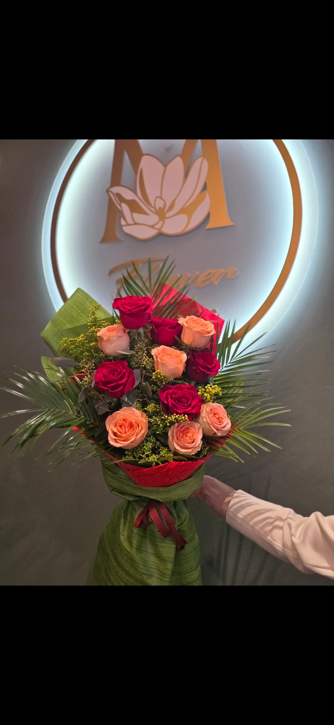 Букет от 11 рози - изображение 1